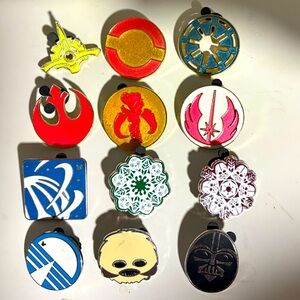 12 Star Wars Disney trading pins brand
